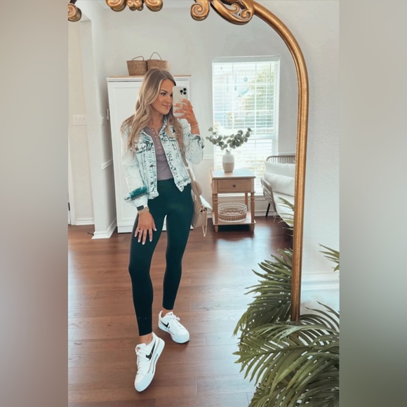 NWT NIKE Womens Court Legacy Lift Sneaker 8.5 - Picture 7 of 8